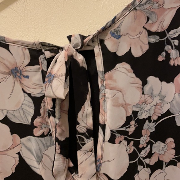 Blouse. - Picture 4 of 5